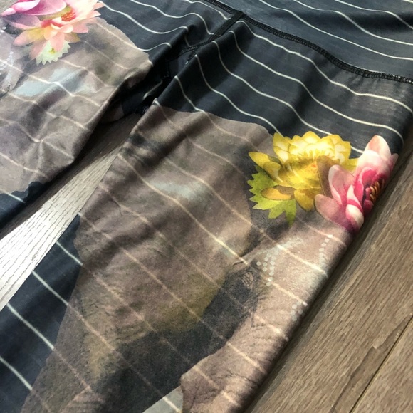 Teeki love the elephant hot pants s - Picture 6 of 8